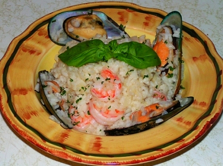 Seafood risotto with mussels