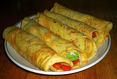 Appetizer crepes with stuffing