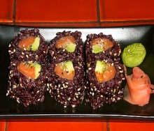 Brown rice sushi roll