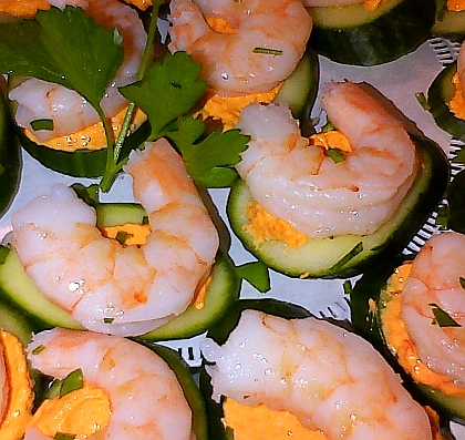 Shrimp and cucumber bites appetizer