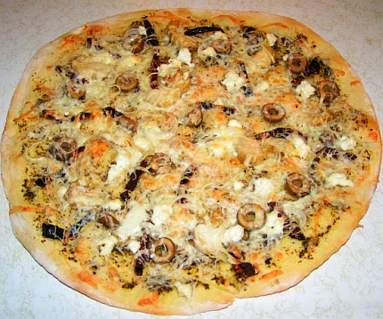 Mediterranean pizza with feta