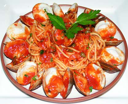 Pasta spaghetti with clams - vongole